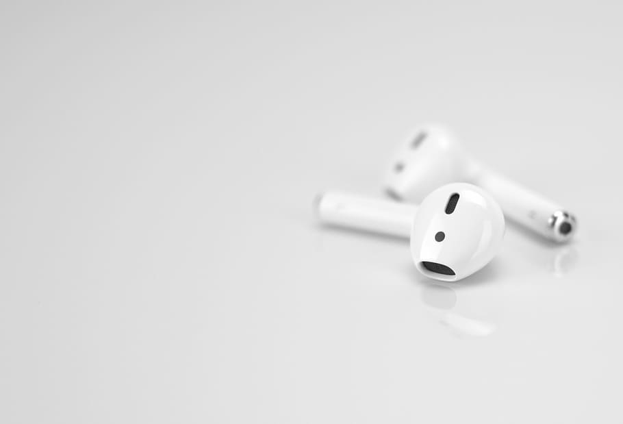 Noise-Canceling Wireless Headphones: 8 Smart Things to Know Before Buying